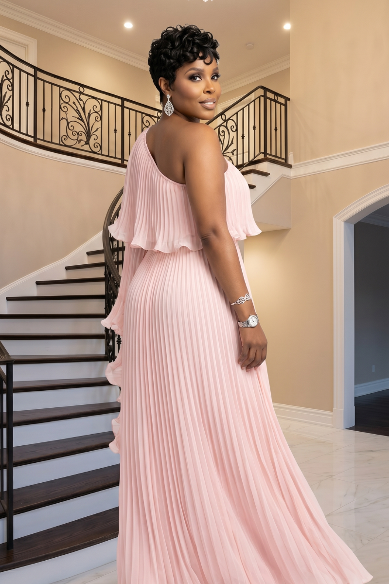 ONE-SHOULDER GALA GOWN