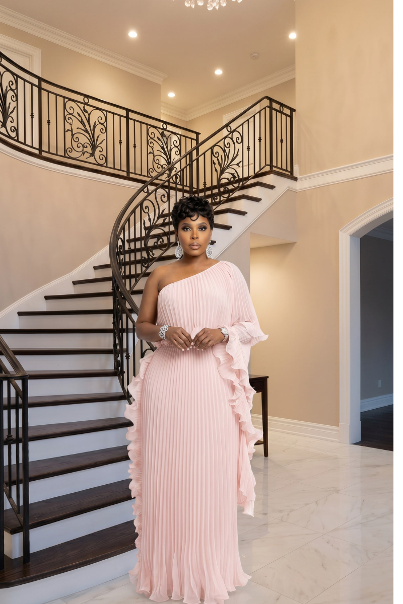 ONE-SHOULDER GALA GOWN